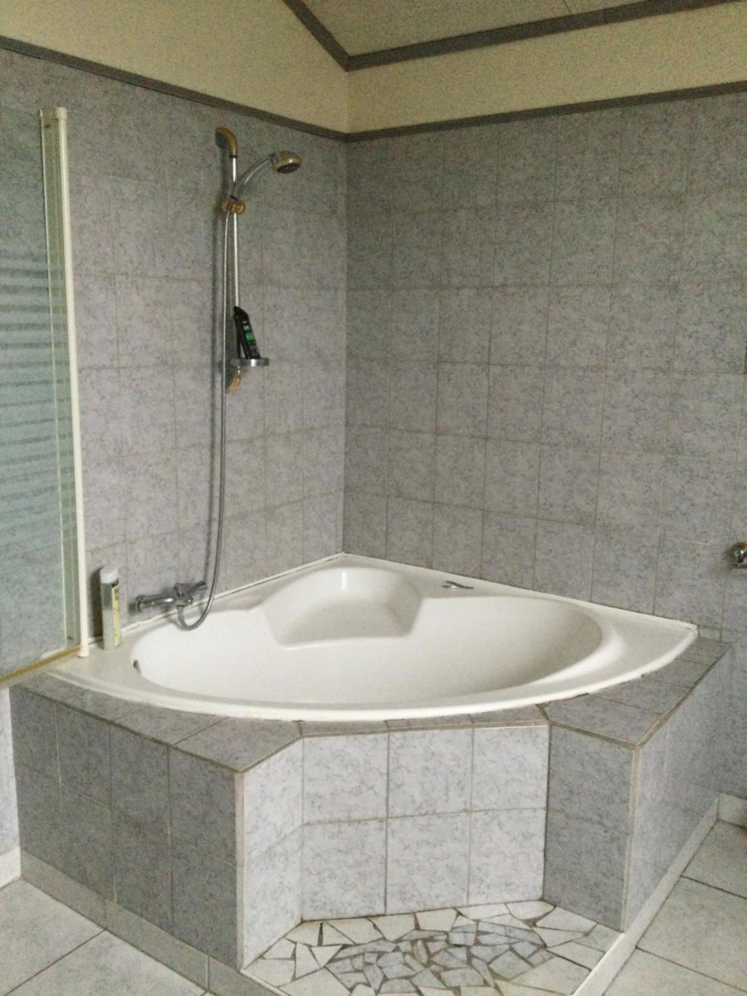 Auberge Gordonienne Saint-Satur Εξωτερικό φωτογραφία